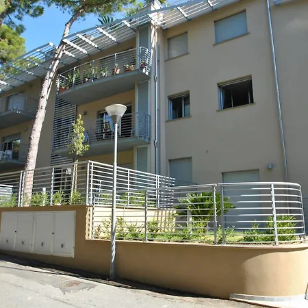 Residenza Venus アパート *